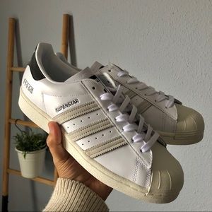 Adidas superstars